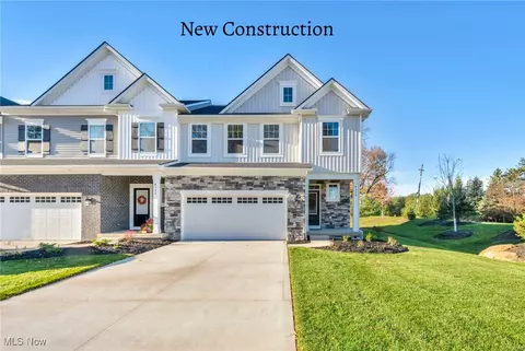 4324 Palomar Ln, Westlake, OH 44145
