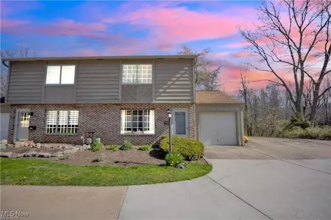 9683 Ryan Dr, Mentor, OH 44060
