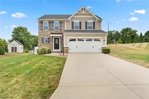 7766 Fiddler Court Cir NE, Canton, OH 44721