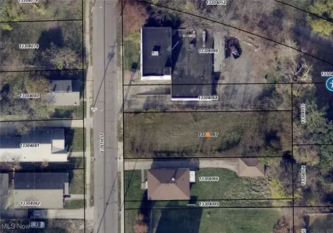 3553 E 76th St, Cleveland, OH 44105