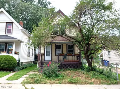 2170 W 105th St, Cleveland, OH 44102