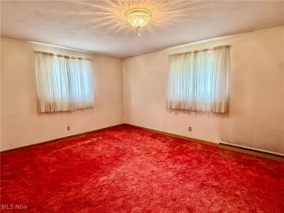 Bedroom - 443 Beech Row Dr, Norton, OH 44203 photo 1 of 5