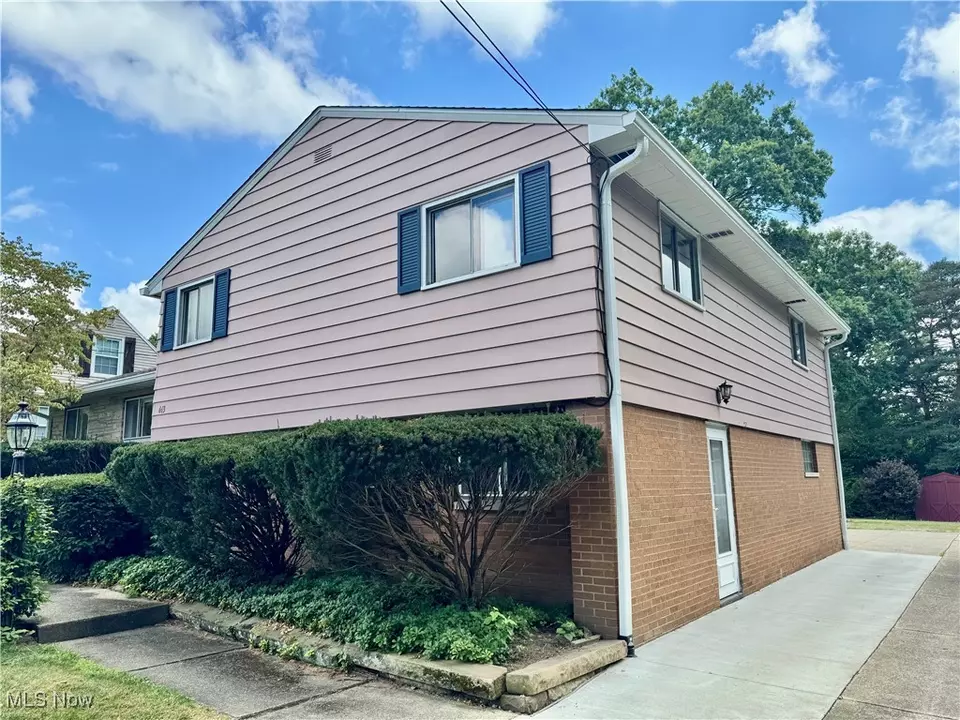 Exterior - 443 Beech Row Dr, Norton, OH 44203 photo 3 of 6