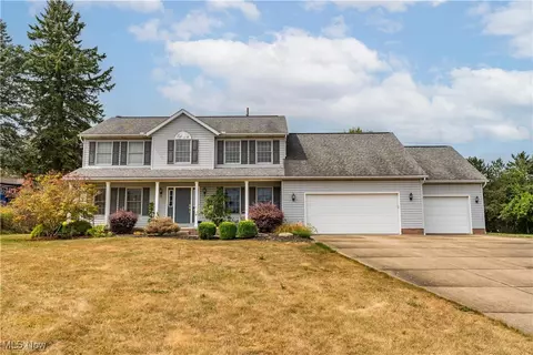 8572 Yorkshire St NW, Massillon, OH 44646