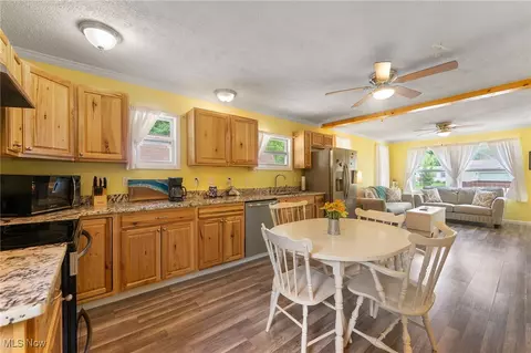 Kitchen - 3411 Highland Ave, Ashtabula, OH 44004 photo 3 of 4