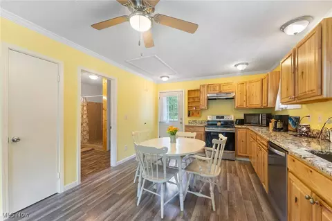 Kitchen - 3411 Highland Ave, Ashtabula, OH 44004 photo 4 of 4