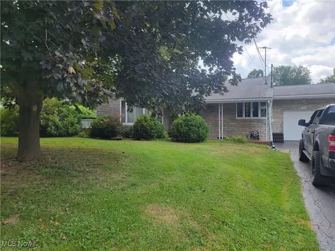 555 Westfield Rd, East Liverpool, OH 43920