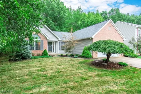 32842 Elm Dr, Avon, OH 44011