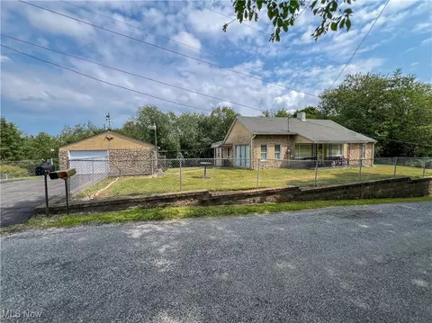 50112 Carroll Rd, East Liverpool, OH 43920