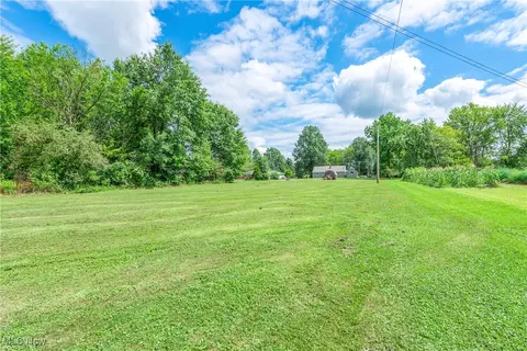 Exterior - 14808 Wheeler Rd, Lagrange, OH 44050 photo 4 of 13