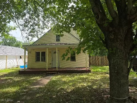 3781 Lowell Ave, Lorain, OH 44055