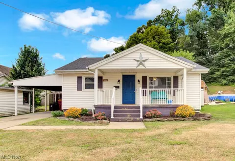 603 W Line St, Minerva, OH 44657