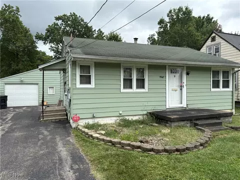 1568 Clemmens Ave NW, Warren, OH 44485