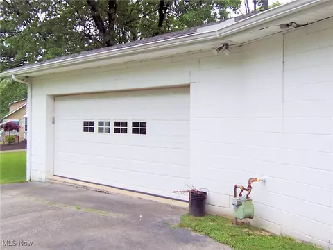 174 Mathews Rd, Boardman, OH 44512 photo 9
