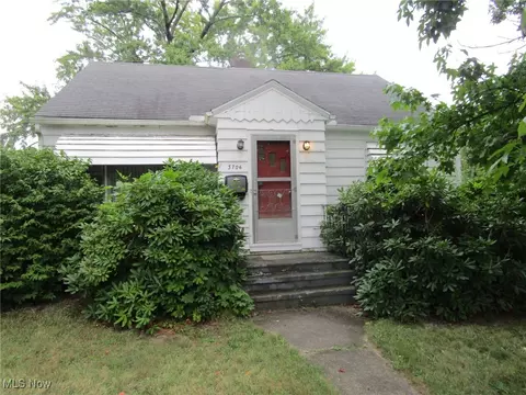 3706 Fargo Dr, Ashtabula, OH 44004