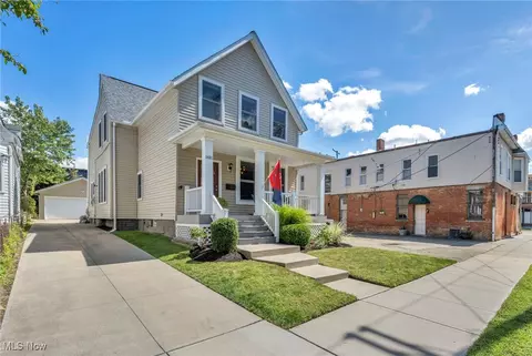 1461 W 54th St, Cleveland, OH 44102