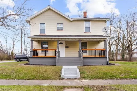 62 Ella St, Girard, OH 44420