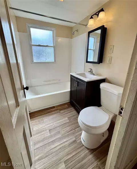 227 6th St, Elyria, OH 44035 photo 39