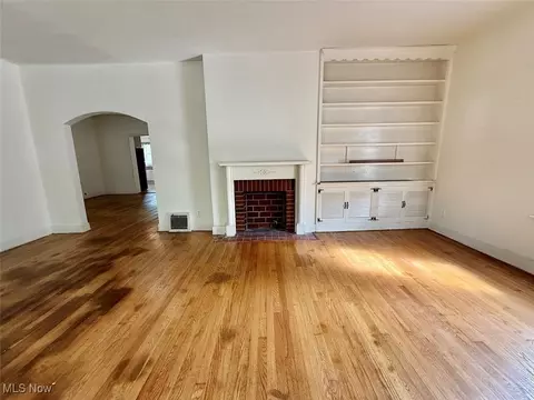 227 6th St, Elyria, OH 44035 photo 14