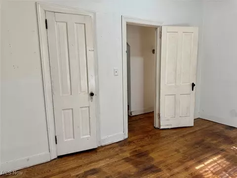 227 6th St, Elyria, OH 44035 photo 36