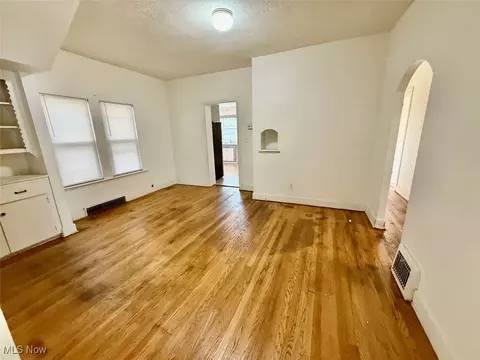 227 6th St, Elyria, OH 44035 photo 15