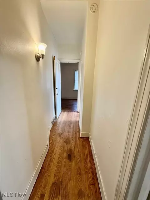 227 6th St, Elyria, OH 44035 photo 38