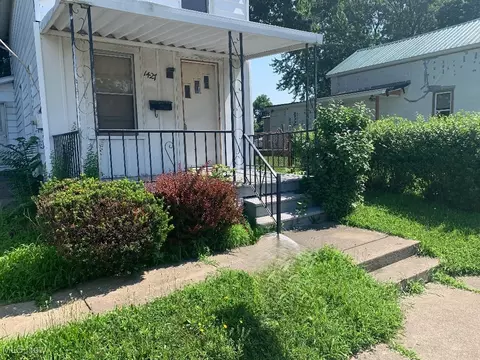 1427 4th St NE, Canton, OH 44704