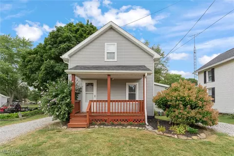 2407 17th St SE, East Canton, OH 44730