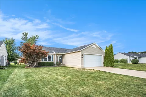 38080 Vista Lake Way, North Ridgeville, OH 44039