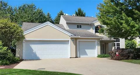 2668 Walton Blvd, Twinsburg, OH 44087