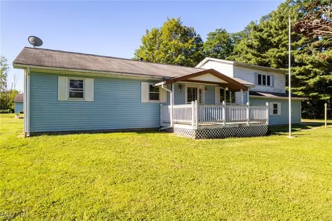 8780 Chatham Rd, Medina, OH 44256