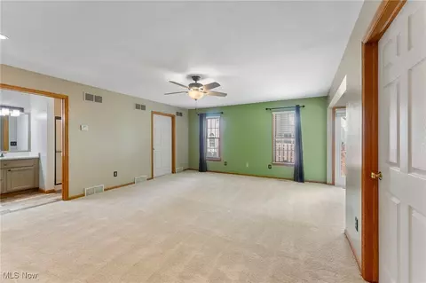 7595 Eisenhower Dr, Boardman, OH 44512 photo 37