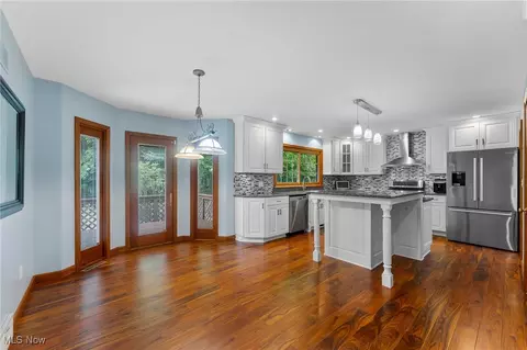 7595 Eisenhower Dr, Boardman, OH 44512 photo 14