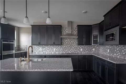 Kitchen - 4844 State Rd, Peninsula, OH 44264 photo 6 of 6