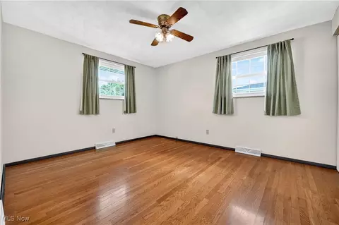 4061 Kenyon Ave, Lorain, OH 44053 photo 23