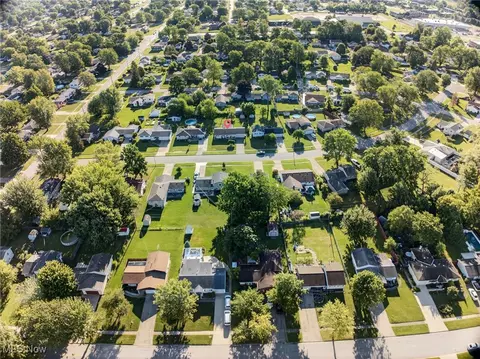 4061 Kenyon Ave, Lorain, OH 44053 photo 48