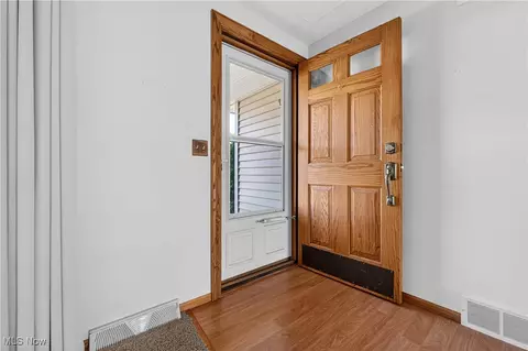 4061 Kenyon Ave, Lorain, OH 44053 photo 4