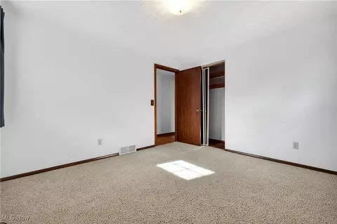 4061 Kenyon Ave, Lorain, OH 44053 photo 24