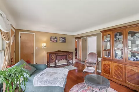 1333 Craneing Rd, Wickliffe, OH 44092 photo 13