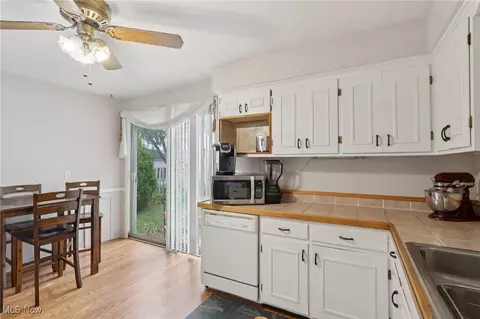 1333 Craneing Rd, Wickliffe, OH 44092 photo 8