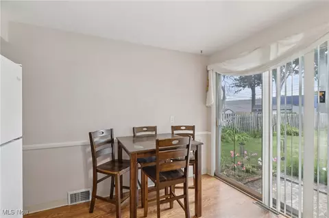 1333 Craneing Rd, Wickliffe, OH 44092 photo 10