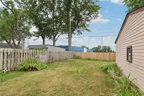 1333 Craneing Rd, Wickliffe, OH 44092 photo 46