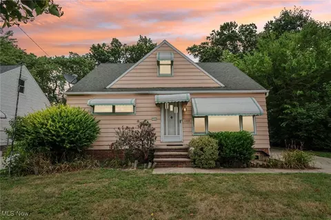 1333 Craneing Rd, Wickliffe, OH 44092
