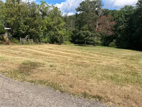 Linmar Avenue, Wintersville, OH 43953