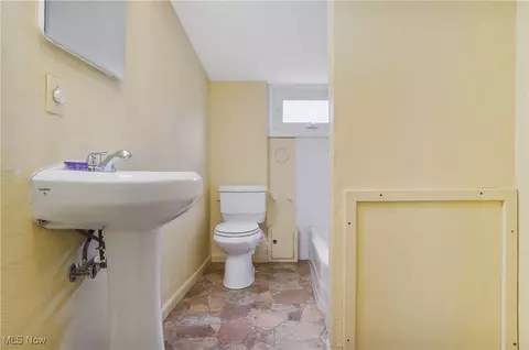 Bath - 408 North St, Beloit, OH 44609 photo 2 of 3