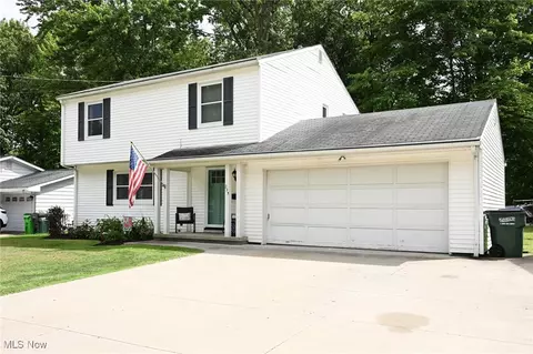 229 Pinehurst Rd, Munroe Falls, OH 44262 photo 3