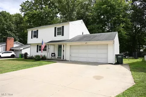 229 Pinehurst Rd, Munroe Falls, OH 44262 photo 2