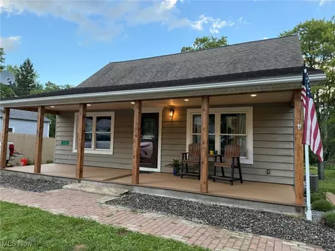 111 Huntington St, Chardon, OH 44024