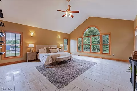 Bedroom - 6240 Tim Dr, Wadsworth, OH 44281 photo 1 of 6