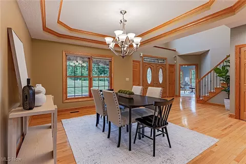 Dining - 6240 Tim Dr, Wadsworth, OH 44281 photo 2 of 4